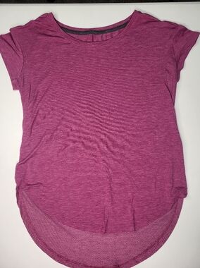 Champion Short Sleeve Scoop Neck Top in Magenta